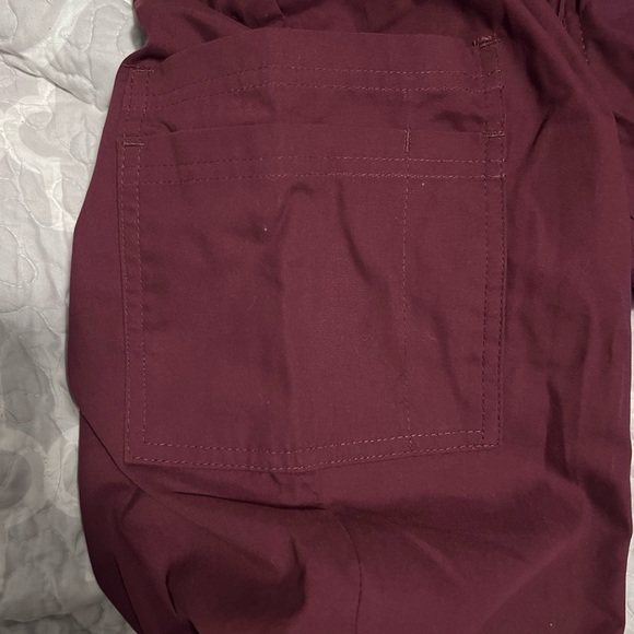 Wine Buttersoft scrub pants size XL. NWT. Never worn. - Picture 5 of 8
